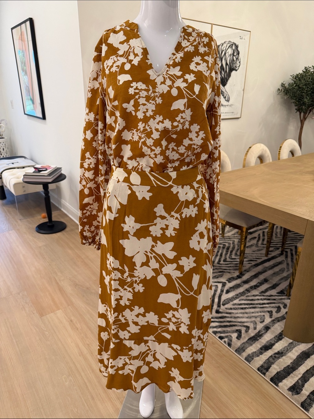 Candace Cameron Bure Camel/white Floral Skirt Set